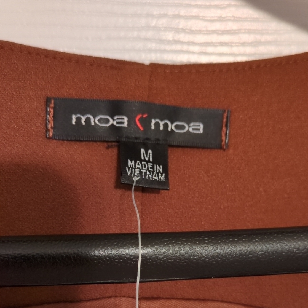 Moa Moa Chestnut Button-Up Vest - Picture 2 of 4